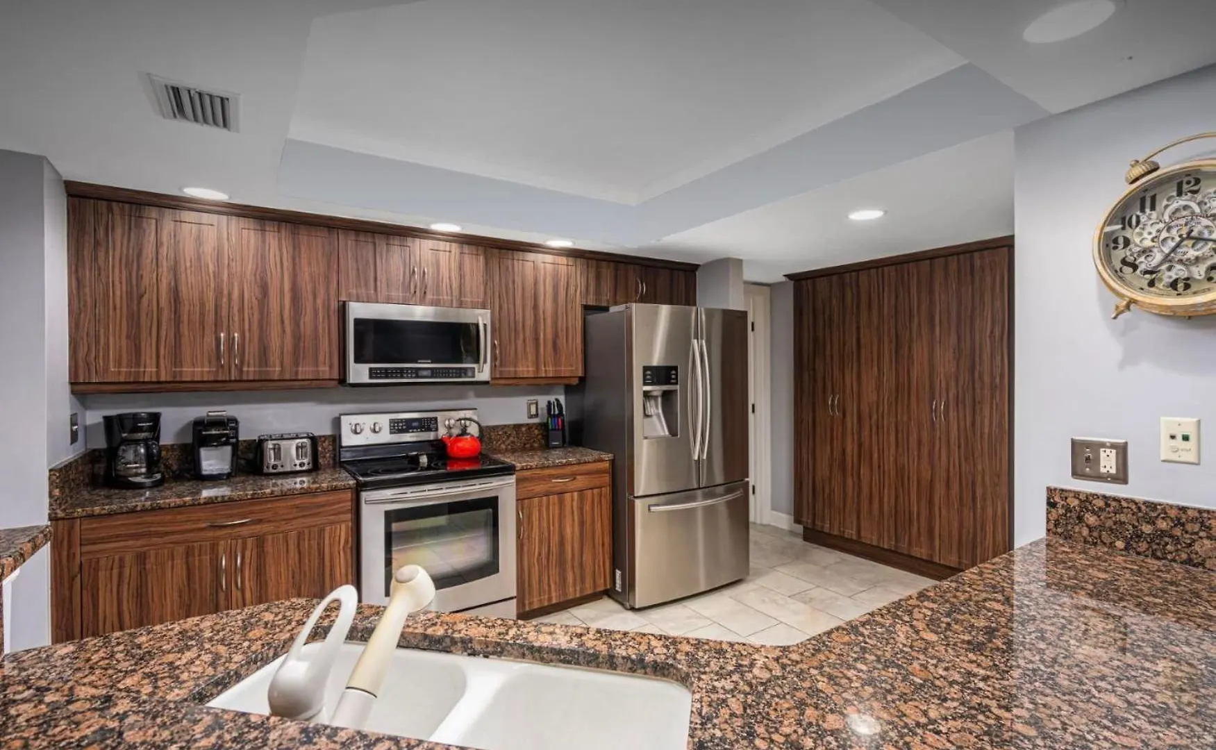 Oceanfront Beautiful Paradise Villa Daytona Beach Holiday home